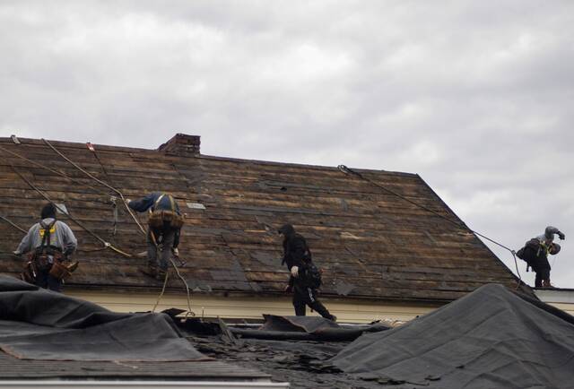 7971472_web1_vnd-lo-frankiesroof11-112624