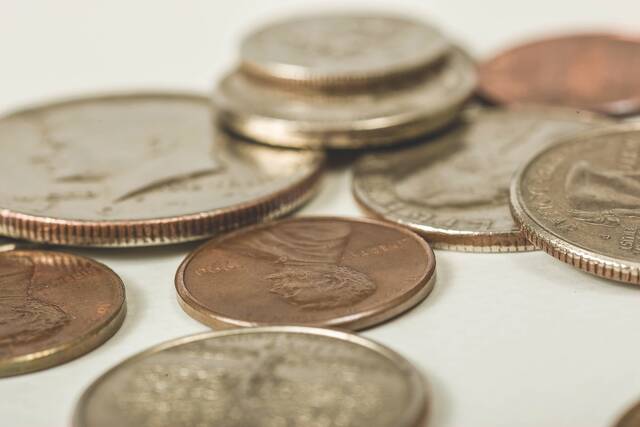 7978215_web1_web-coins