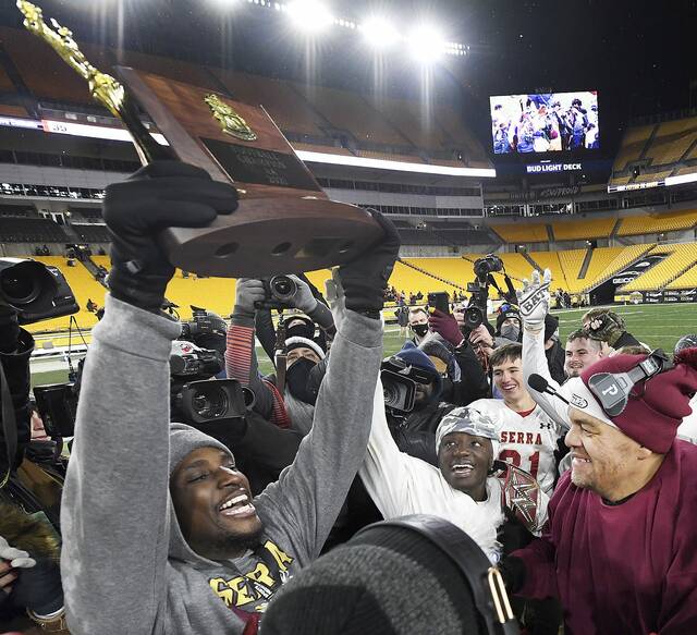 Serra Catholic hires former assistant Akeeme Robinson as football coach