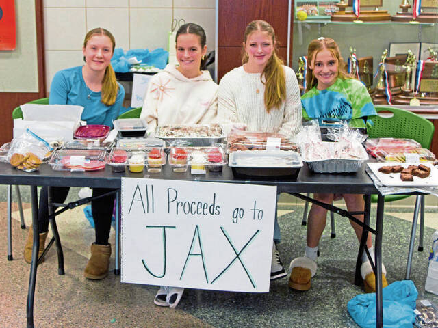 7986617_web1_pcj-jaxnight-101824-5