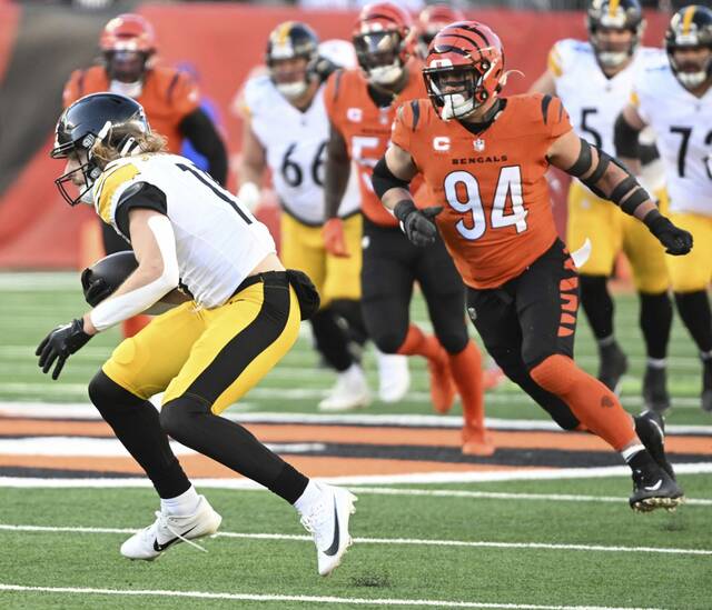 7988126_web1_ptr-SteelersBengals22-120224
