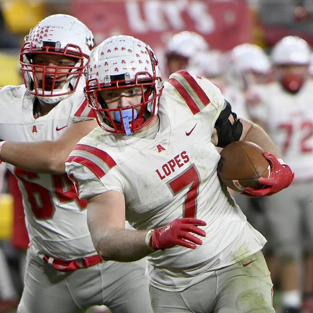 Trib HSSN football players of the week for Dec. 1, 2024<span class="headline-video">Video <i class="fa-solid fa-circle-play"></i></span>