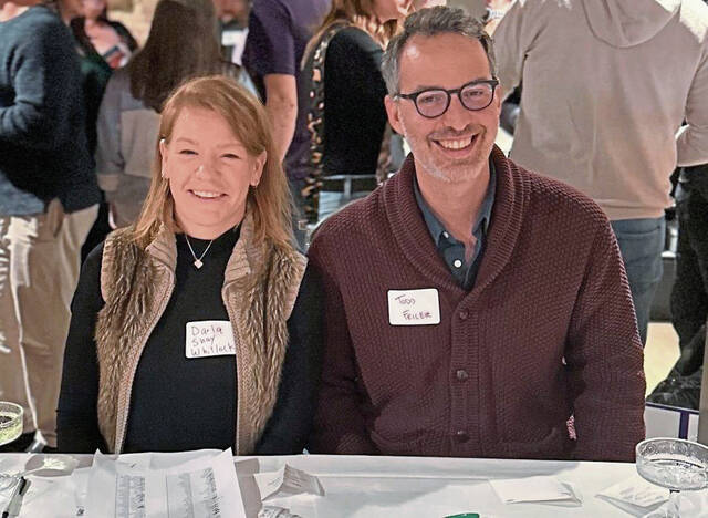 7990844_web1_her-reunion-121224-3