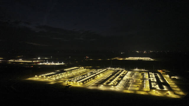 8000298_web1_8000298-8330c5c5d8f74fb985995cd8ea324448 8000298_web1_8000298-8330c5c5d8f74fb985995cd8ea324448