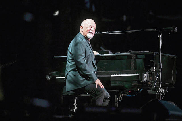8000471_web1_ptr-BillyJoel004-081222-1