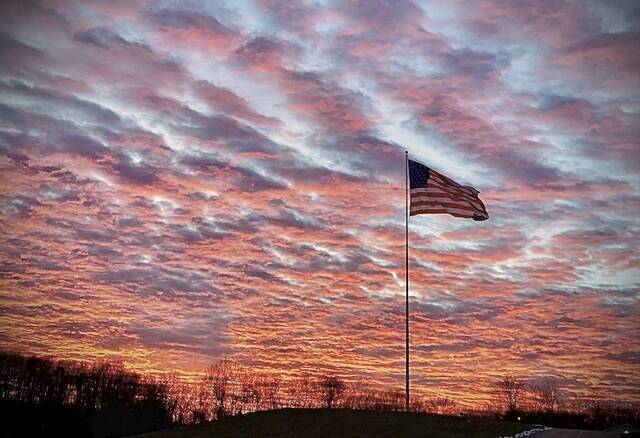 8005718_web1_vep-lo-scenes-sunsetCropped-121524