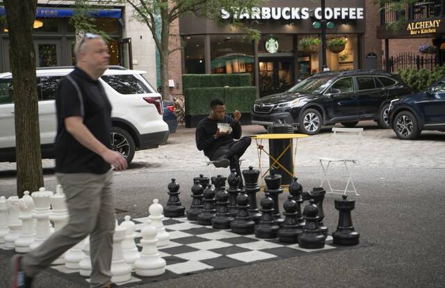 8011288_web1_PTR-DowntownStory4-061123