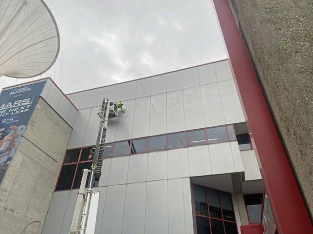 8013227_web1_ptr-KaminSign-3