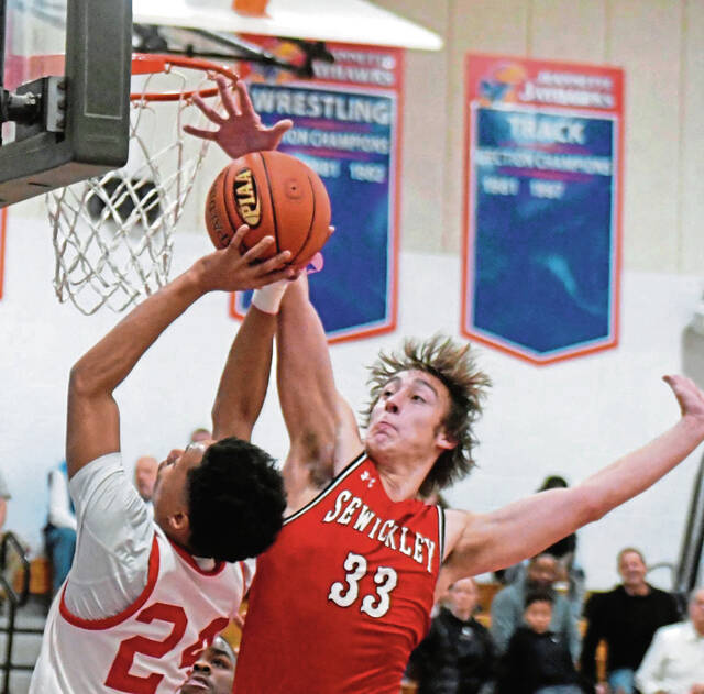 Sewickley Academy boys deliver 1st win to coach Mike Iuzzolino