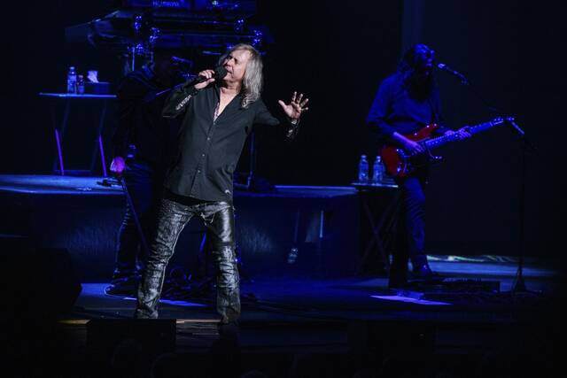 8019556_web1_ptr-KansasConcert5-121224
