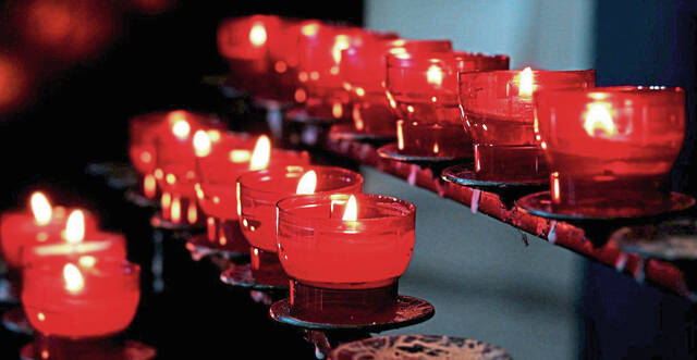 8019867_web1_WEB-church-candles