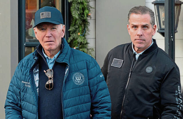8024691_web1_gtr-A1BidenPardonDemsNY-120324