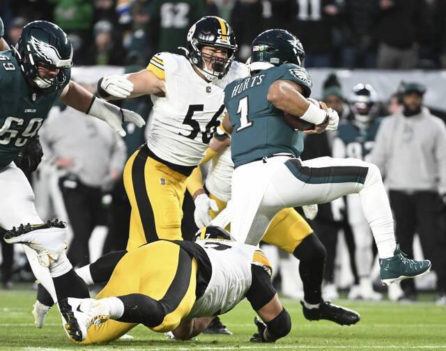 8032818_web1_ptr-SteelersEagles02-121624
