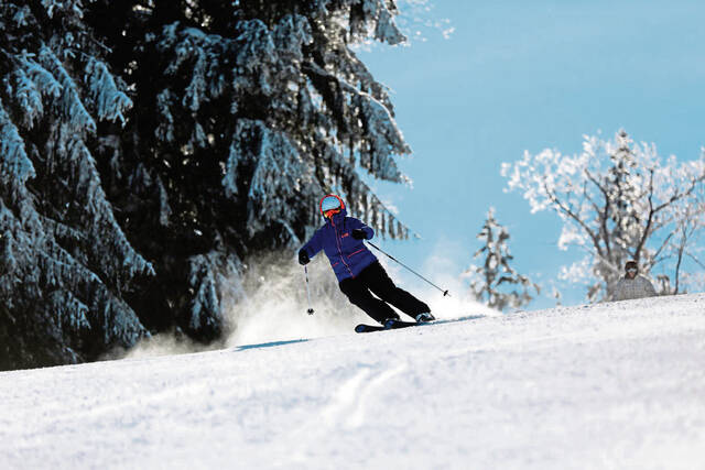 8032980_web1_gtr-LaurelMtSki-122122