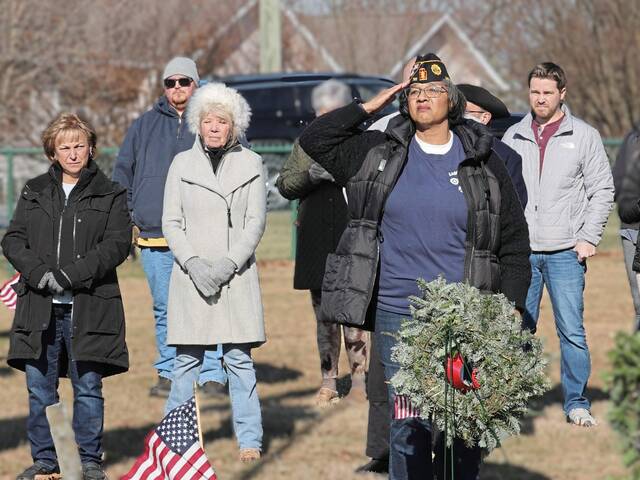 8035864_web1_bpj-wreathsacrossamerica-013025-1