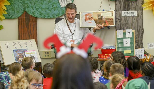 8044741_web1_vnd-lo-christmasread-122024