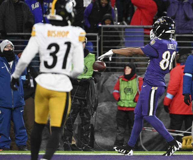 8050343_web1_ptr-SteelersRavens02-122224