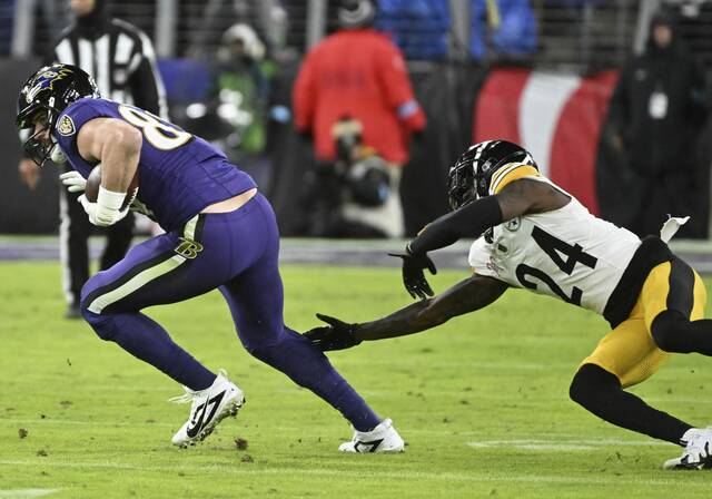 8050343_web1_ptr-SteelersRavens09-122224