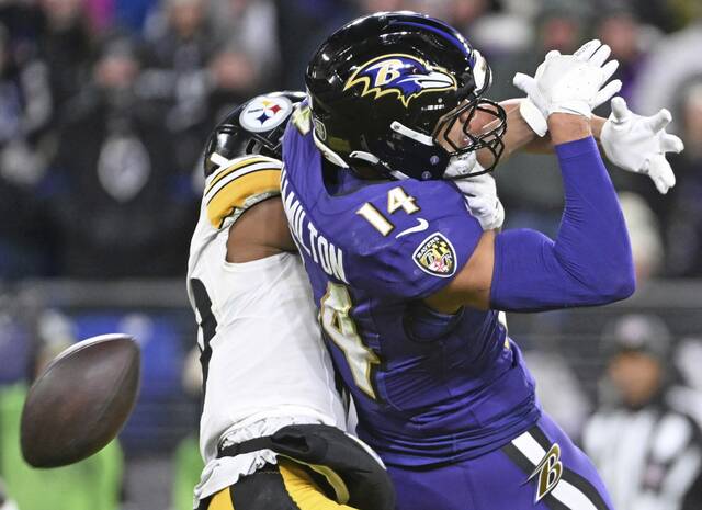 8051636_web1_ptr-SteelersRavens17-122224