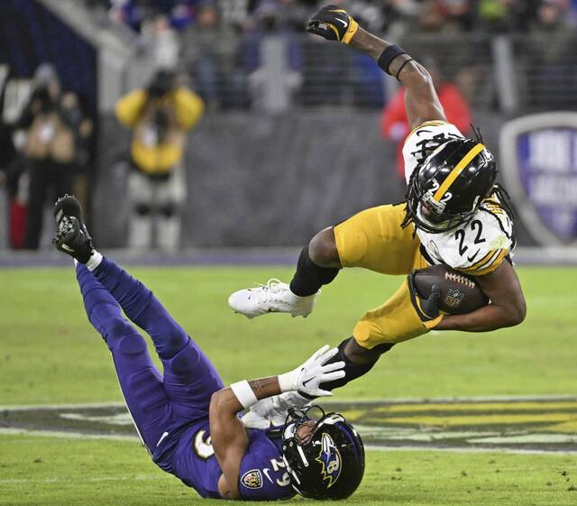 8054100_web1_ptr-SteelersRavens11-122224