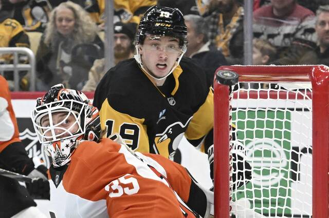 8054978_web1_ptr-PensFlyers12-122424