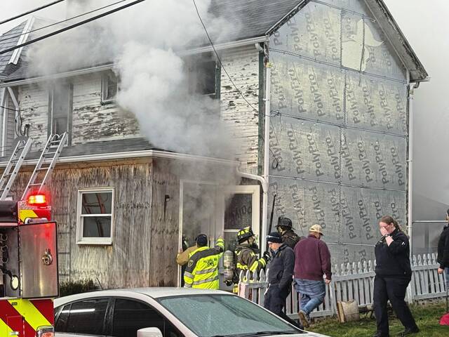 8058335_web1_gtr-EversonHouseFire01-122524
