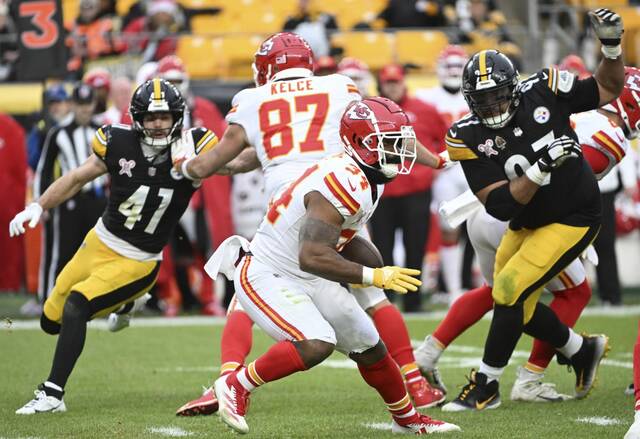 8058675_web1_ptr-SteelersChiefs21-1226