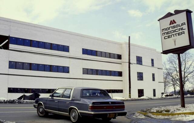 7949154_web1_GTR-monsourARCHIVE