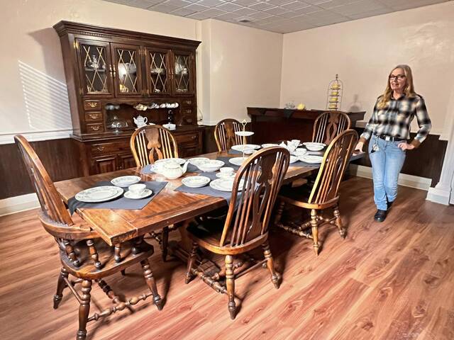 8065507_web1_vnd-addisonhouse-122924-7