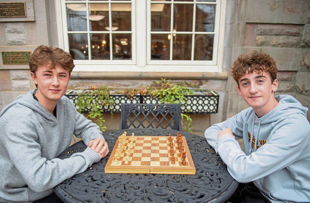 8069431_web1_sew-chess6-011224
