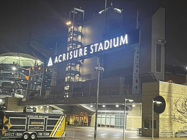 8078411_web1_PTR-Acrisure-Stadium-Pittsburgh--night-2024