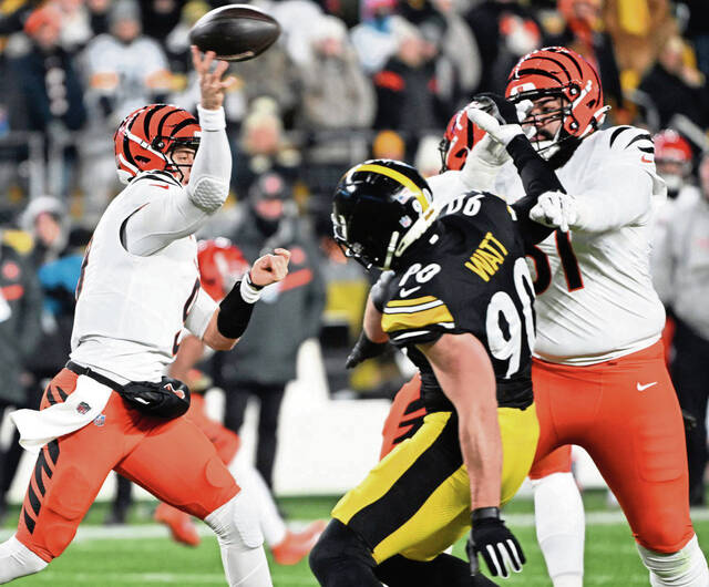 8083971_web1_ptr-SteelersBengals08-010524