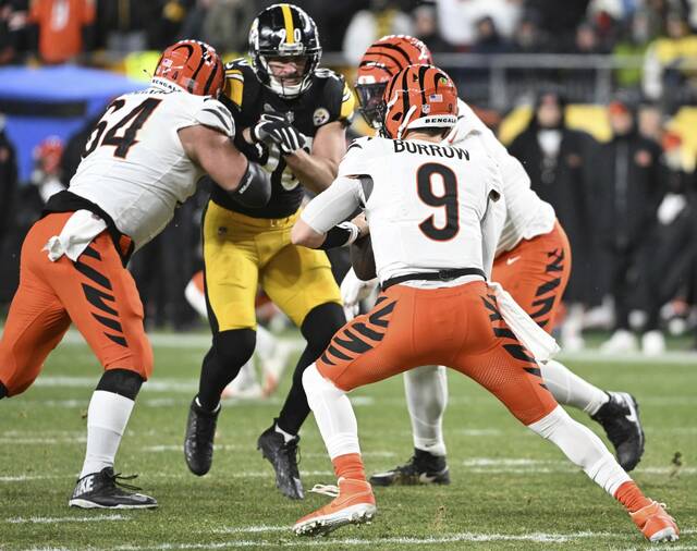 8083971_web1_ptr-SteelersBengals12-010524