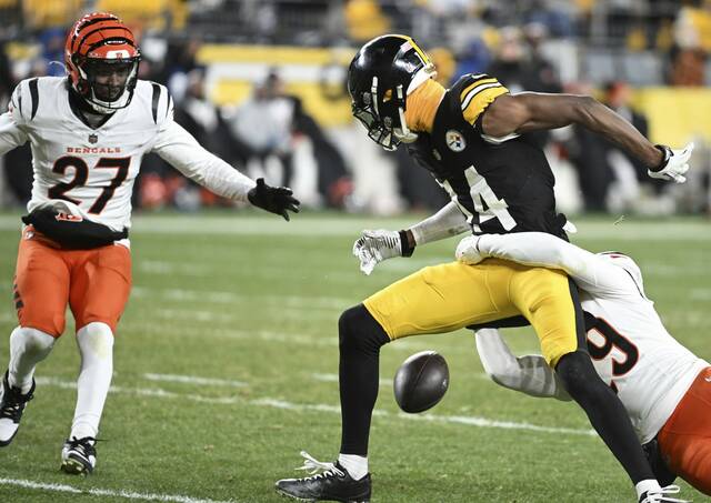 8083971_web1_ptr-SteelersBengals14-010524