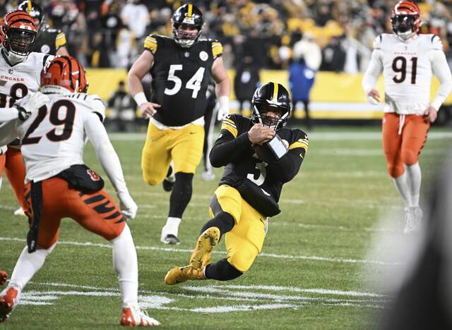 8083971_web1_ptr-SteelersBengals15-010524