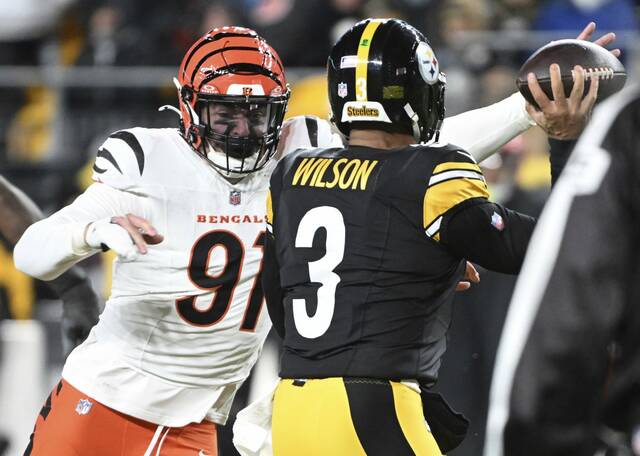 8085398_web1_ptr-SteelersBengals09-010524