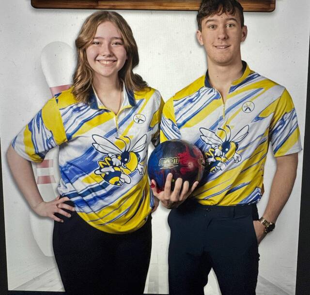 Freeport boys, girls bowling teams constantly working toward bigger goals