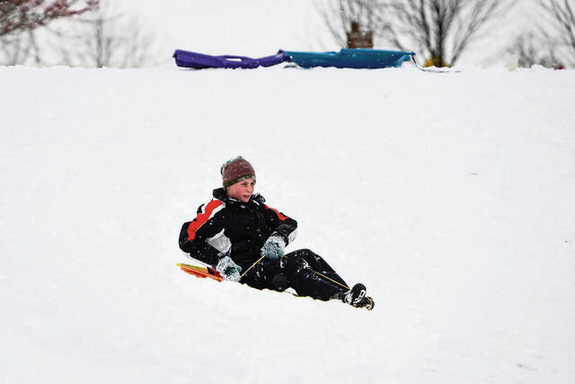 8087967_web1_gtr-lo-snowfeature003-010724