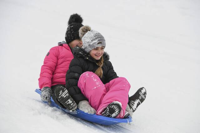 8090450_web1_gtr-lo-snowfeature004-010724