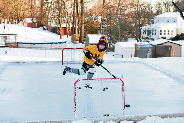 8104070_web1_gtr-backyardrink005