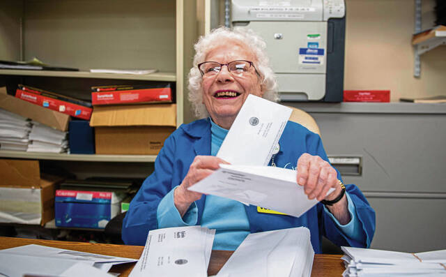 8104439_web1_gtr-Volunteer99yo2-011425