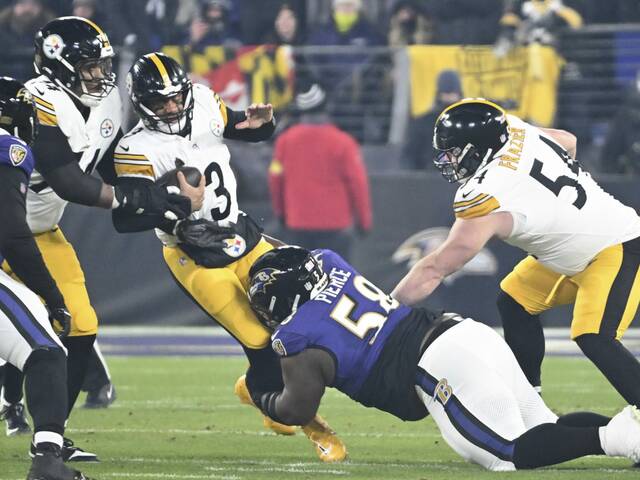 8106169_web1_ptr-SteelersRavens07-011225