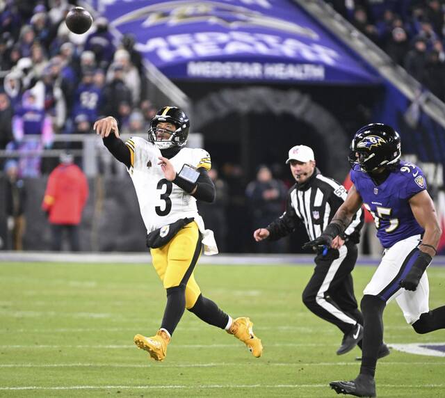8107741_web1_ptr-SteelersRavens13-011225