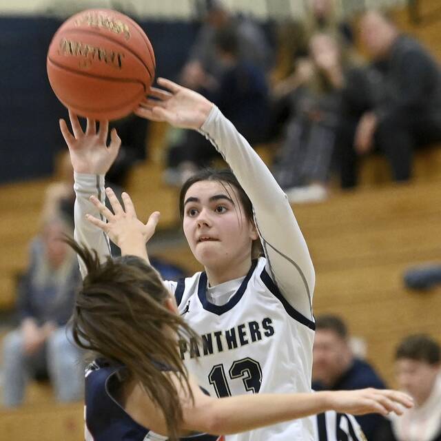 8110027_web1_ptr-FRShalergirls08-011425