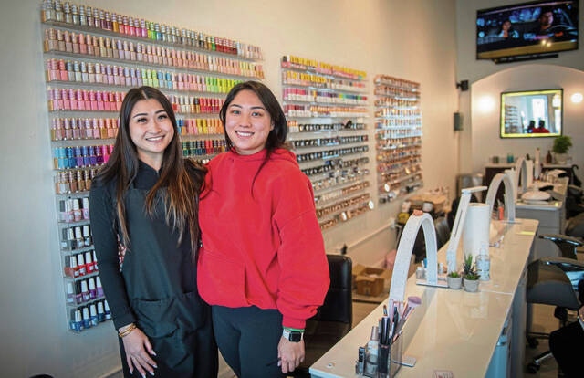 8112840_web1_sew-NailInc3