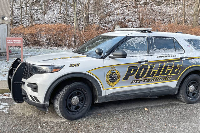 8116413_web1_PTR-Pittsburgh-police-cruiser-snow-2024