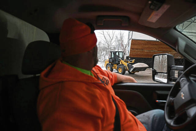 8116982_web1_gtr-townplow001-011725