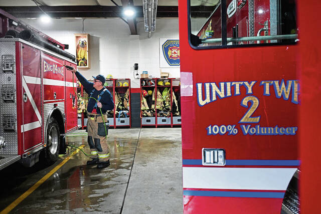 8117244_web1_gtr-UnityFireCrews002-011625