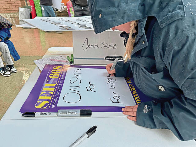 8126452_web1_vnd-YouthServiceStrike-013124--5-