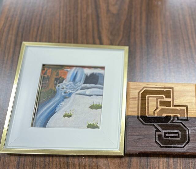 8127059_web1_wep-SchoolBoardGifts02-020925